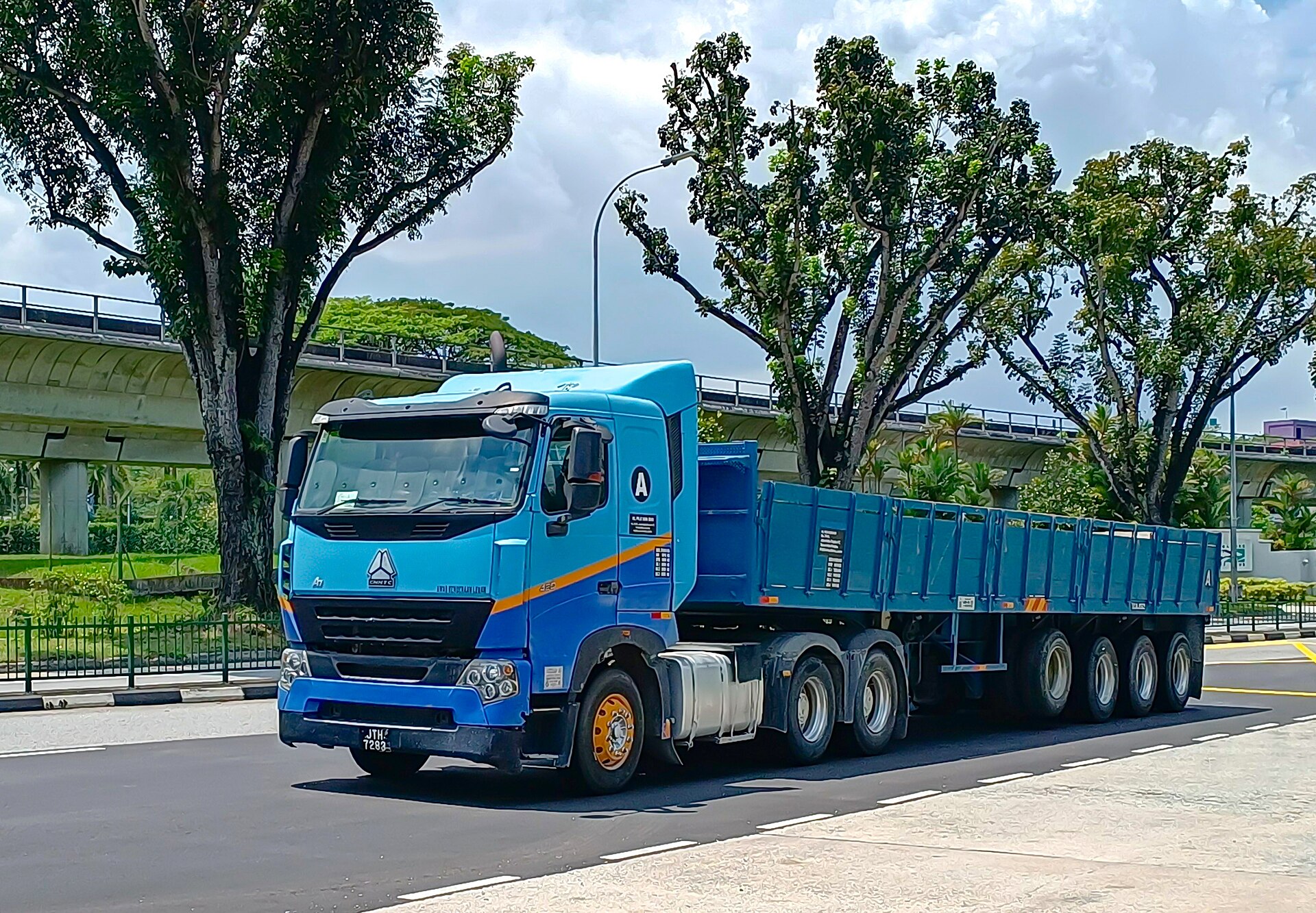 Sinotruk HOWO A7